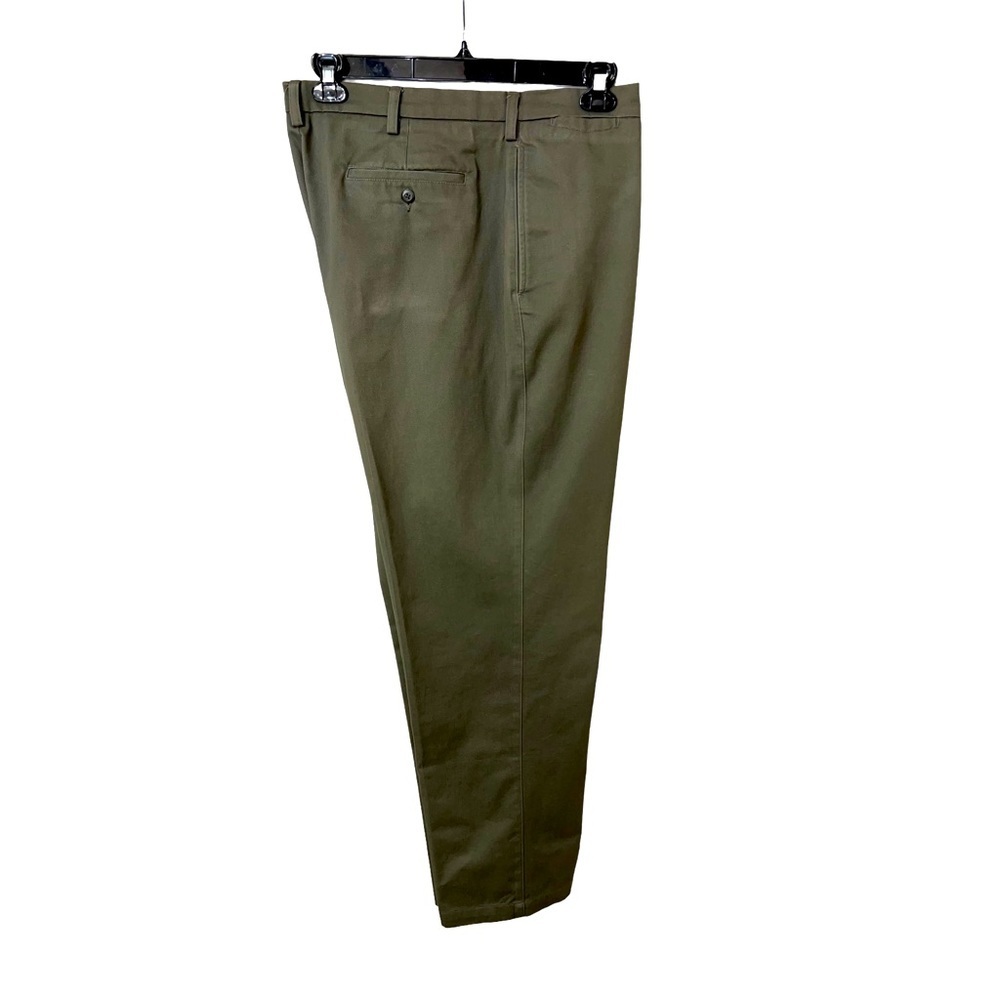 SAVANE MENS PANT, SIZE 40” WAIST AND 32” INSEAM. 100% COTTON WITH KEY POCKET☑️